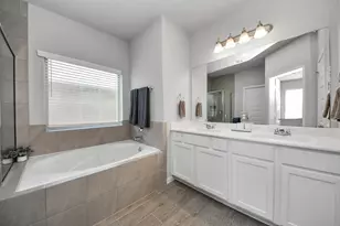 24319 Wild Bramble Ln, Katy, TX 77493 - Photo 11