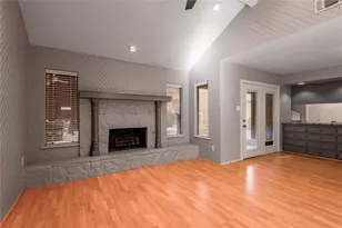 514 Hickory St, Huntsville, TX 77320 - Photo 7