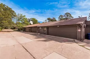 514 Hickory St, Huntsville, TX 77320 - Photo 29