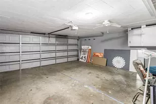 514 Hickory St, Huntsville, TX 77320 - Photo 37