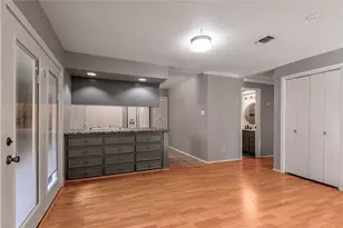 514 Hickory St, Huntsville, TX 77320 - Photo 9