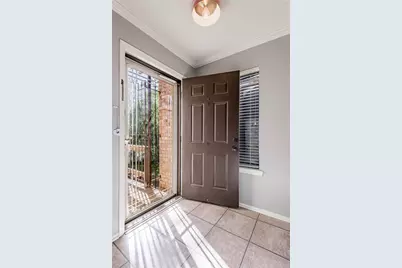 514 Hickory Street, Huntsville, TX 77320 - Photo 5