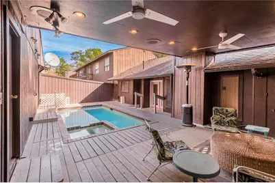 514 Hickory Street, Huntsville, TX 77320 - Photo 35