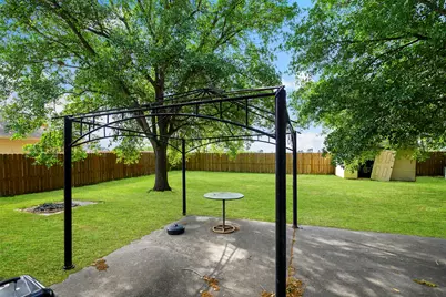 9214 Carmalee Street, Houston, TX 77075 - Photo 5