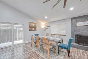 11618 Corona Ln, Houston, TX 77072 - Photo 9