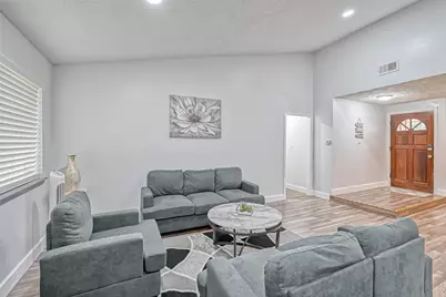 11618 Corona Lane, Houston, TX 77072 - Photo 7