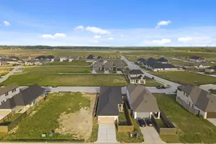 12115 Wild Bnd Dr, Mont Belvieu, TX 77523 - Photo 33