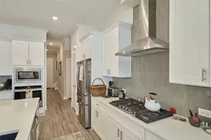 230 Connemara Dr, The Woodlands, TX 77382 - Photo 17