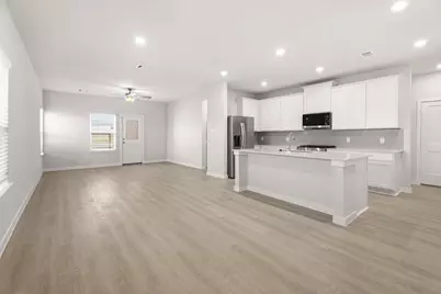 13210 Dancing Reed Drive, Texas City, TX 77568 - Photo 3