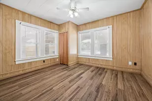 1409 Pearson St, Houston, TX 77023 - Photo 9