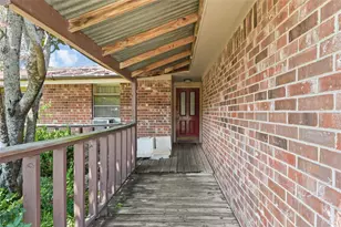 4811 25th St, Dickinson, TX 77539 - Photo 5