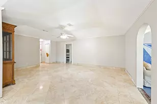 4811 25th St, Dickinson, TX 77539 - Photo 7