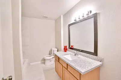 9409 Kentshire Drive, Houston, TX 77078 - Photo 17