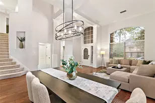 35 Larks Aire Pl, The Woodlands, TX 77381 - Photo 7