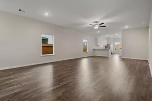 15862 Berry Hl Dr, Conroe, TX 77303 - Photo 9
