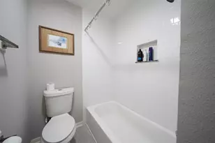 7935 Kendalia Dr, Houston, TX 77036 - Photo 9
