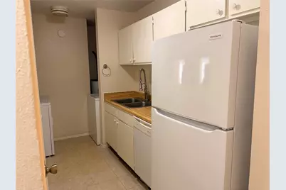 1007 Stoneleigh Court, Tomball, TX 77375 - Photo 3