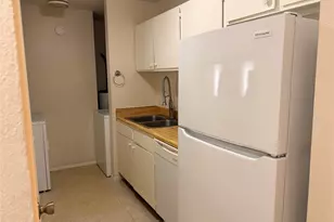 1007 Stoneleigh Ct, Tomball, TX 77375 - Photo 3