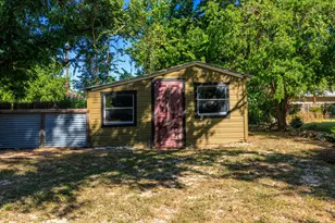508 N Edison St, Fredericksburg, TX 78624 - Photo 29