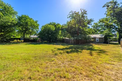 508 N Edison Street, Fredericksburg, TX 78624 - Photo 31