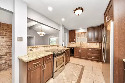 5409 Stone Creek Drive, La Porte, TX 77571 - Photo 7