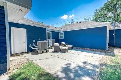 611 N Pruett Street #B, Baytown, TX 77520 - Photo 23
