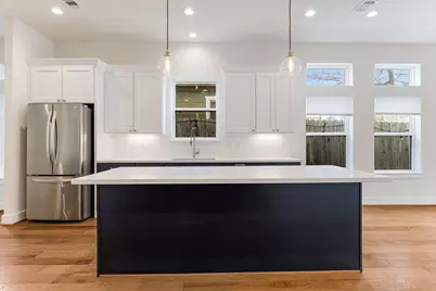 1012 W 23rd Street, Houston, TX 77008 - Photo 9