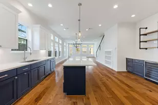 1012 W 23rd St, Houston, TX 77008 - Photo 5