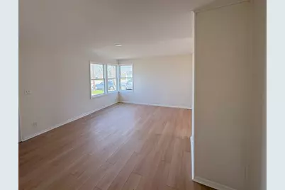 1207 W 9th Street, Freeport, TX 77541 - Photo 9