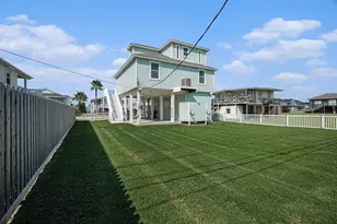 4207 Reeves Dr, Galveston, TX 77554 - Photo 21