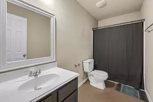 7507 Cypress Edge Dr, Cypress, TX 77433 - Photo 19