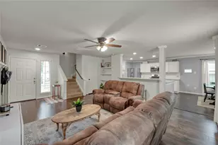 21610 Falvel Misty Dr, Spring, TX 77388 - Photo 5