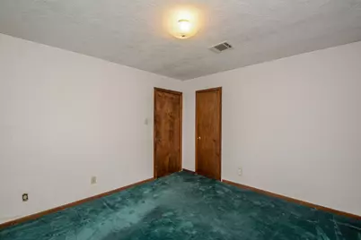 4819 Lingonberry Street, Houston, TX 77033 - Photo 17