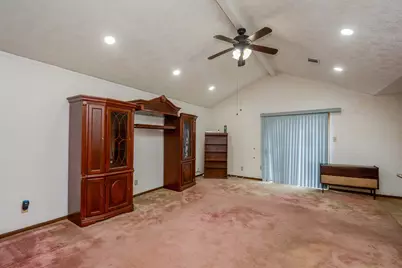 4819 Lingonberry Street, Houston, TX 77033 - Photo 5