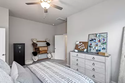1531 Rustling Creek Drive, Missouri City, TX 77459 - Photo 13