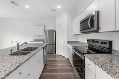 10715 Sonny Trails Court, Richmond, TX 77469 - Photo 3