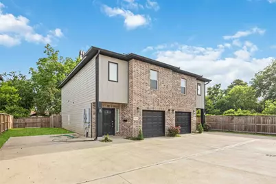 5023 Mallow Street #A/B, Houston, TX 77033 - Photo 25