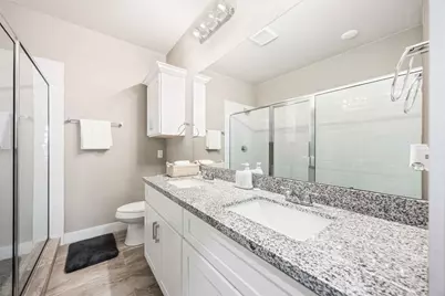 5023 Mallow Street #A/B, Houston, TX 77033 - Photo 13