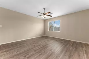 9447 Sunflower Ridge Ln, Houston, TX 77064 - Photo 5