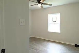 2016 Magnolia Dr, La Marque, TX 77568 - Photo 7