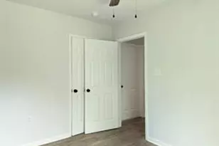 2016 Magnolia Dr, La Marque, TX 77568 - Photo 9