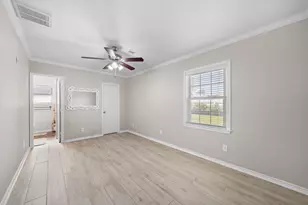 28 Manor Way, Galveston, TX 77550 - Photo 17
