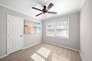 28 Manor Way, Galveston, TX 77550 - Photo 13