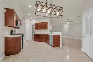 13839 Placid Brook Ct, Houston, TX 77059 - Photo 3