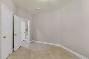 13839 Placid Brook Ct, Houston, TX 77059 - Photo 21