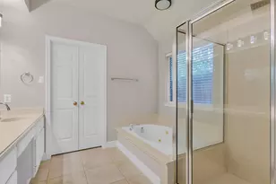 13839 Placid Brook Ct, Houston, TX 77059 - Photo 17