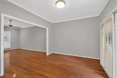 11711 Memorial Drive #11, Houston, TX 77024 - Photo 11
