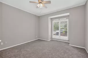 11711 Memorial Dr, Houston, TX 77024 - Photo 15