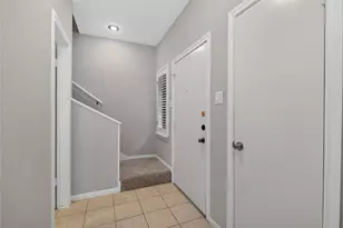 11711 Memorial Dr, Houston, TX 77024 - Photo 3