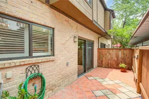 11711 Memorial Dr, Houston, TX 77024 - Photo 27